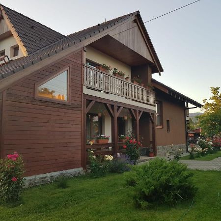 Pensiunea Rares Bistrita Bargaului Exterior photo